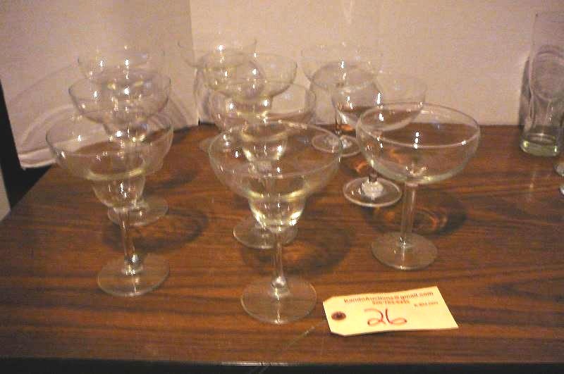 lot 26 image: 10 Assorted Margarita glasses