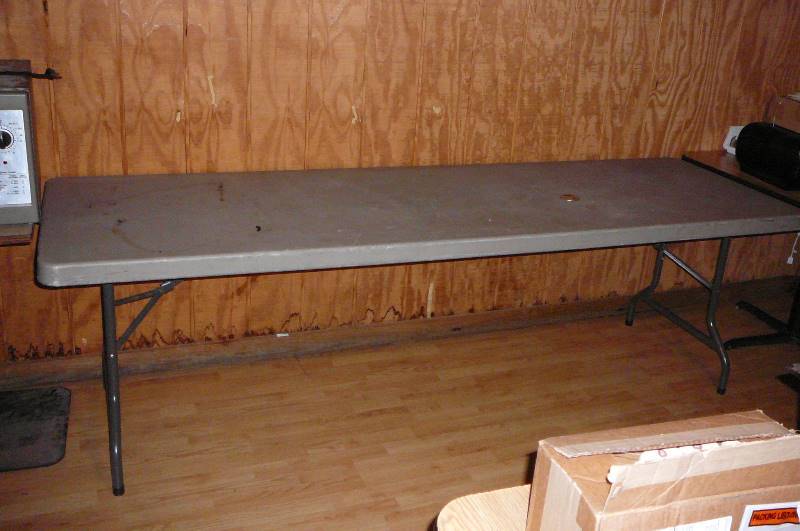 lot 40 image: Plastic Folding Table