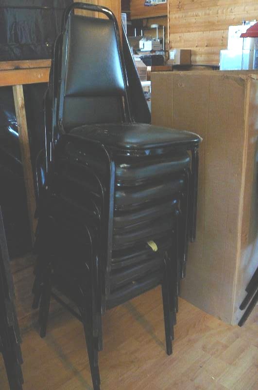 lot 51 image: 8 Chairs