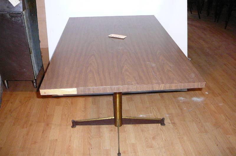 lot 62 image: Table