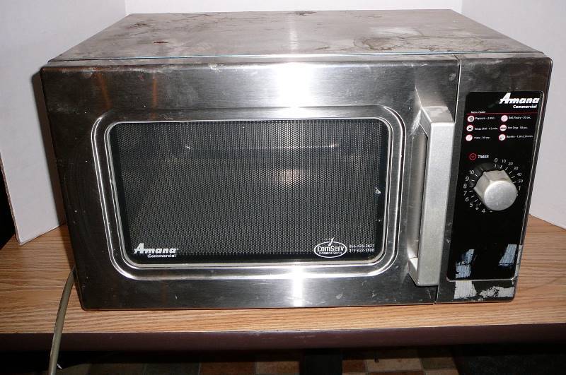 lot 94 image: Microwave