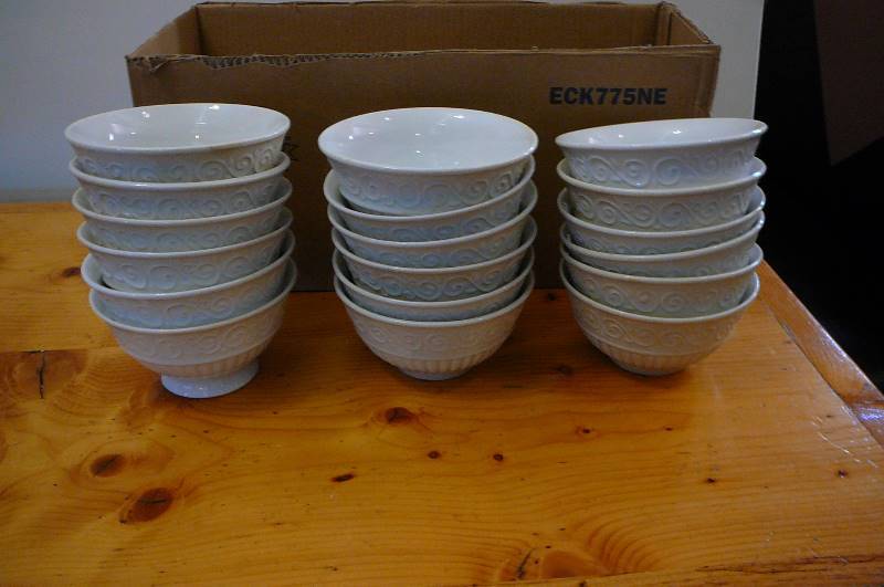 lot 99 image: Gibson Bowls