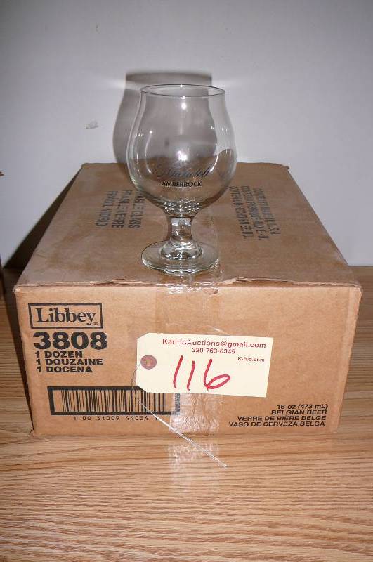 lot 116 image: Amber bock Glasses case new