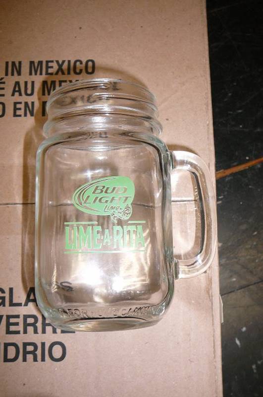 lot 315 image: Drinking Jars 16 oz. 1 dozen