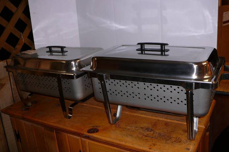 lot 322 image: Stainless holding container 2 count