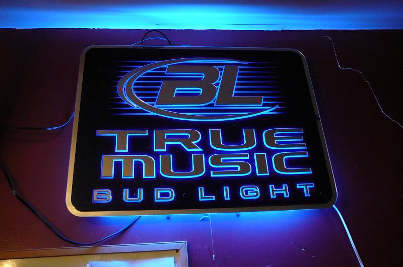lot 161 image: Bud Light Bar Neon light