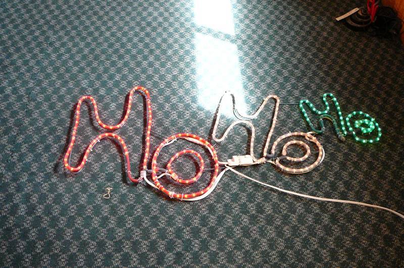 lot 222 image: Neon Sign HO HO