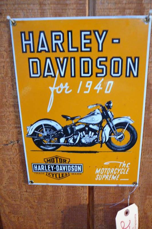 lot 236 image: Harley Davidson for 1940 tin sign