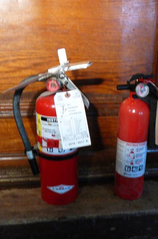 lot 340 image: Fire Extinguishers 1- Kiddie 1-Amerex