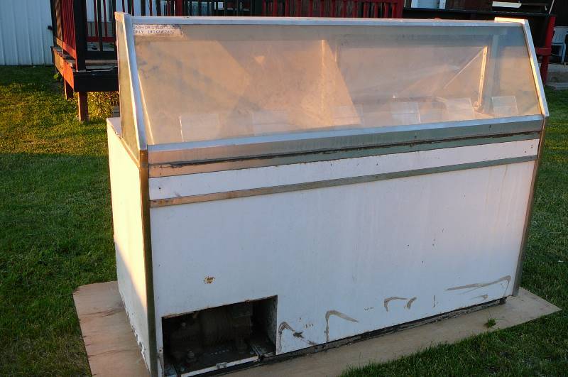 lot 398 image: Commercial Ice Cream Freezer & Syrup Containers