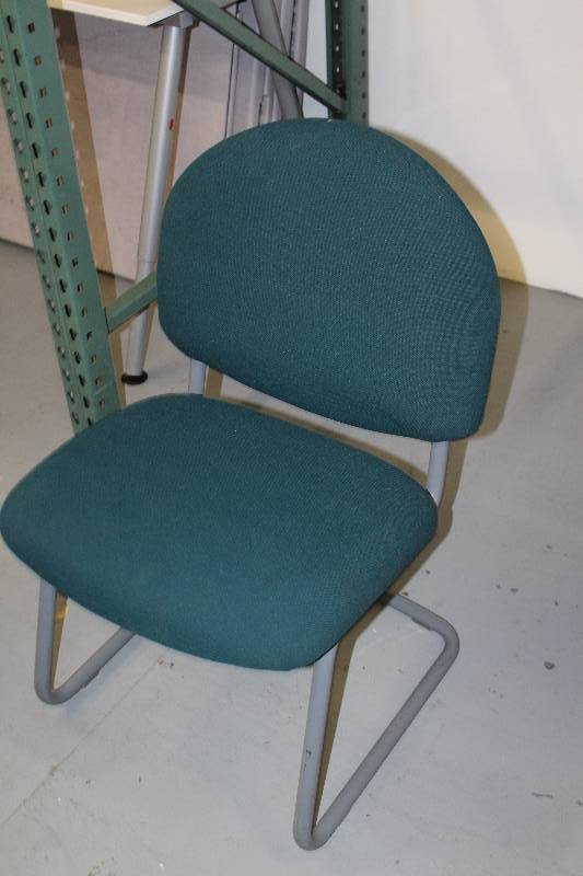lot 51 image: Lot of (2) Padded Office Chairs