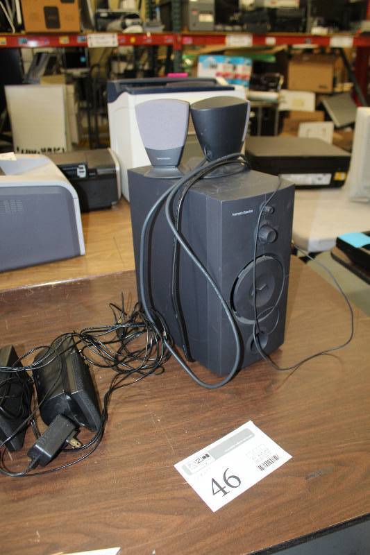 lot 46 image: HarmanKardon Powered Speakers