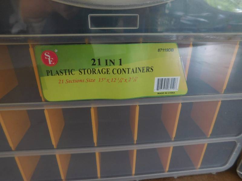 lot 42 image: NEW Plastic Storage Containers