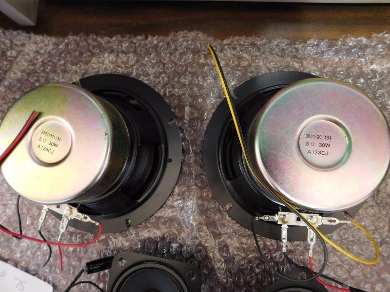 lot 75 image: Miscellaneous Lot of Speakers