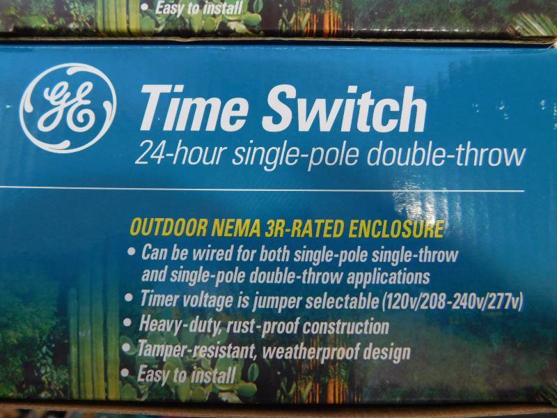 lot 112 image: GE Time Switch 24-hour single-pole double-throw