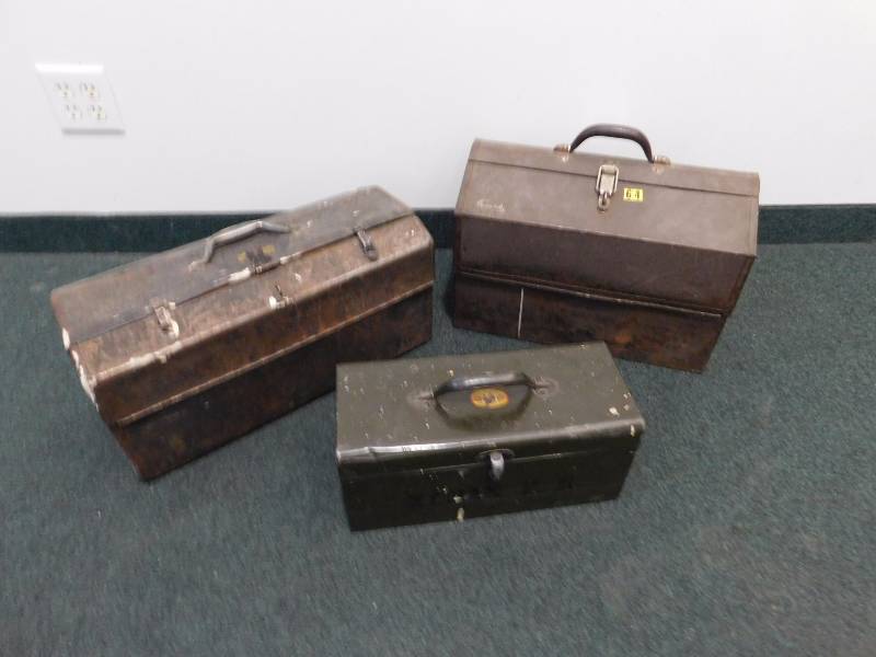 lot 135 image: 3 Vintage Tool Boxes, Includes Contents