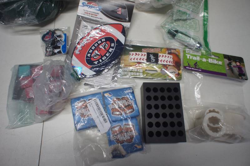 lot 351 image: (Lot of 10) Assorted Items