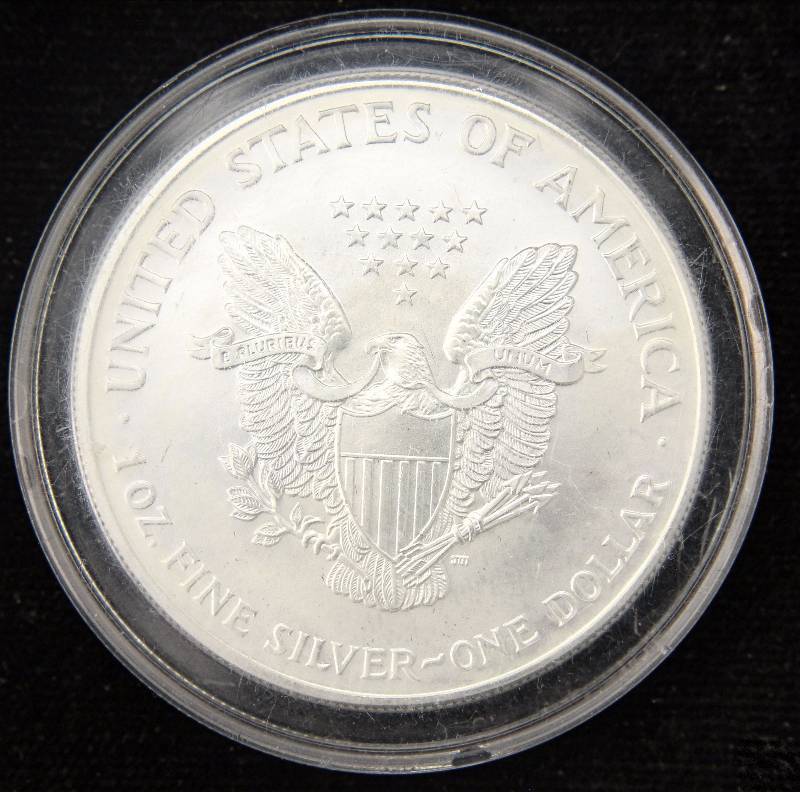 2000 COLOR ENHANCED US SILVER EAGLE 1 TROY OZ. .999 FINE SILVER DOLLAR IN AIRTITE