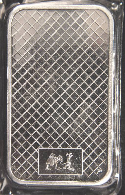 5 TROY Oz. .999 FINE SILVER BAR EAGLE LANDING DESIGN SEALED