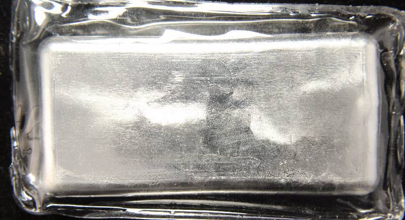 10 TROY OZ. .999 FINE SILVER BAR REPUBLIC METALS SEALED