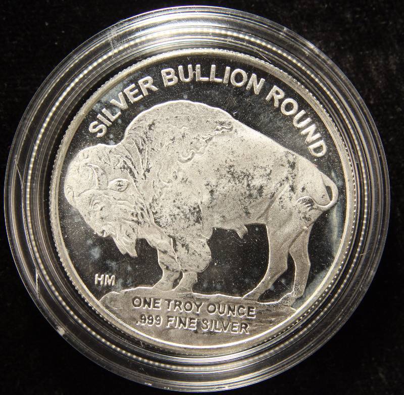 1 TROY OZ. .999 FINE SILVER 2015 BUFFALO ROUND IN AIRTITE HOLDER