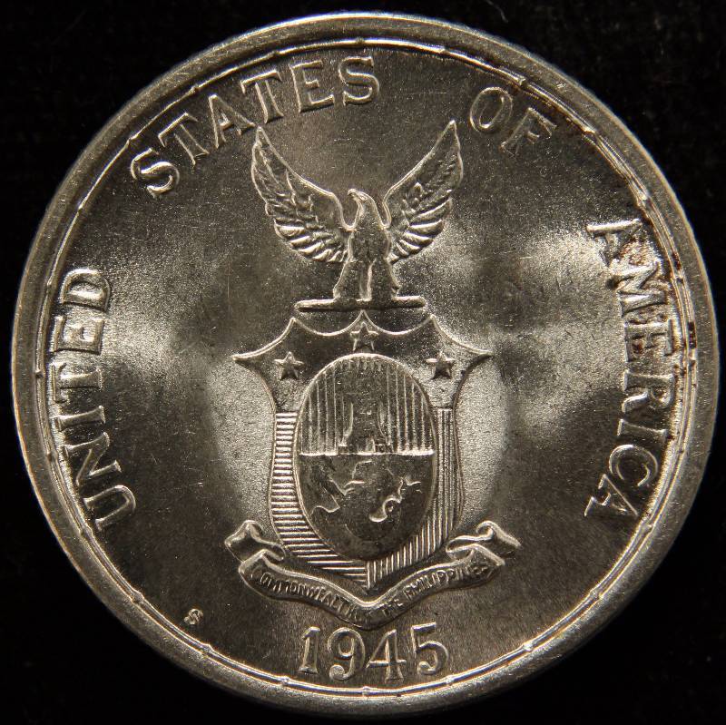 1945 US OCCUPIED PHILIPPINES SILVER FIFTY CENTAVOS BU (75% SILVER, 10 GRAMS)