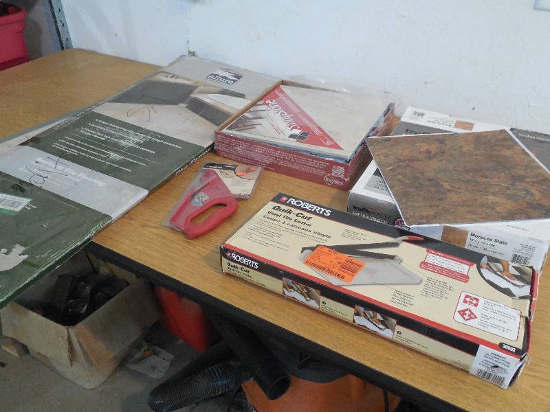 ASSORTED FLOORING  TOOL LOT