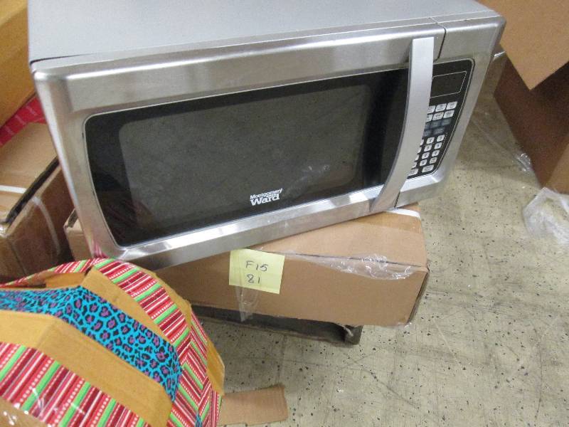 1.1 cu. ft. Microwave Oven by Montg...