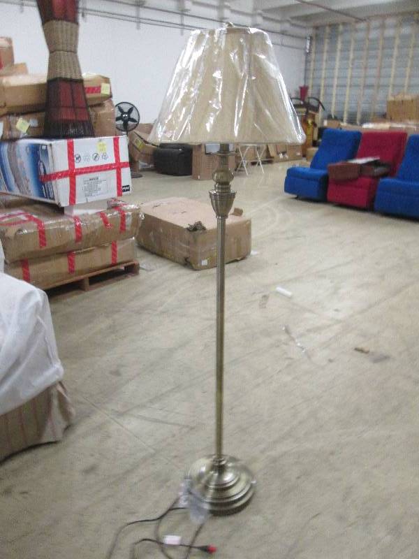 Metal Floor Lamp , out of box, unte...