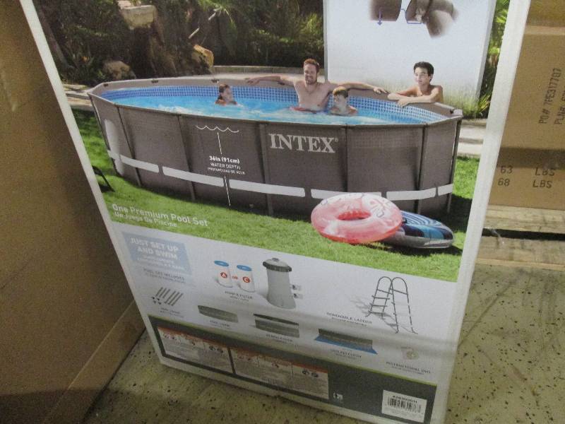 Ultra Metal-Frame Pool by Intex ope...