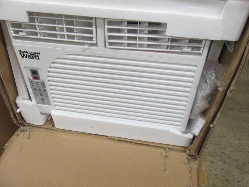 8,000 BTU Window Air Condidtioner b...