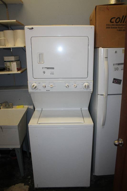 lot 9 image: Sears Stacking Washer Dryer Combination