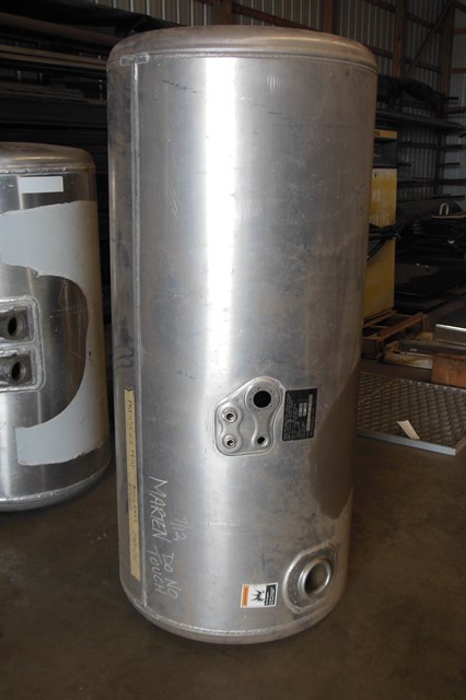 lot 3 image: Aluminum Fuel Tank (Unused, Never Installed)