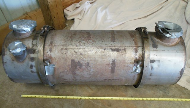 lot 10 image: SEE NEW NOTE and PHOTO Cat Diesel Particulate Filter (DPF)