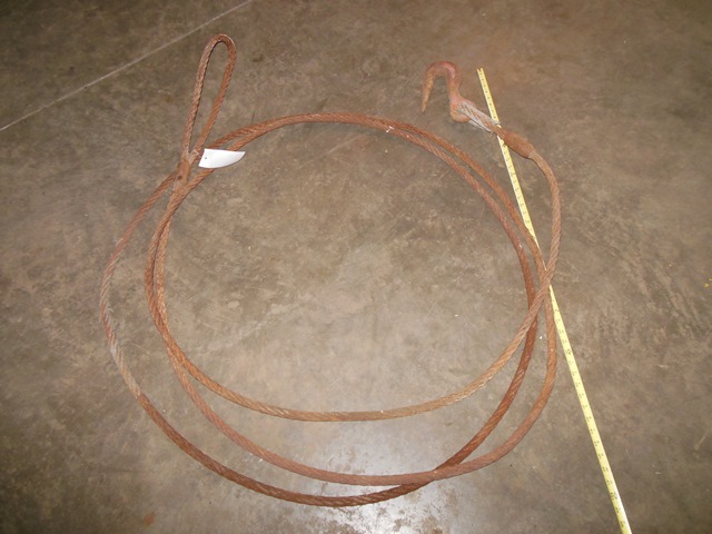 lot 44 image: Heavy Duty Tow Cable