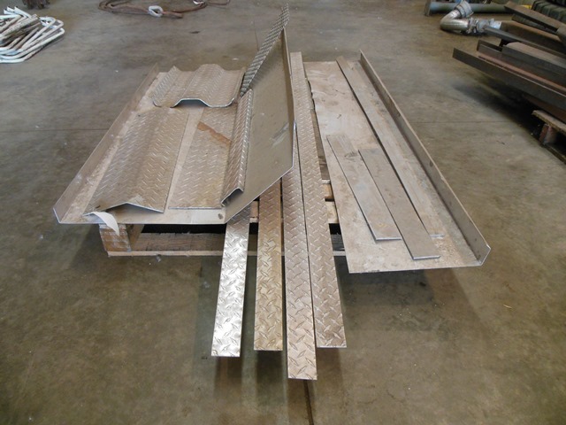 lot 45 image: Aluminum