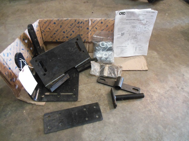 lot 46 image: OTC Transmission Jack Adapter - Unused