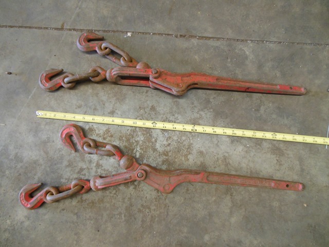 lot 74 image: Chain Binders