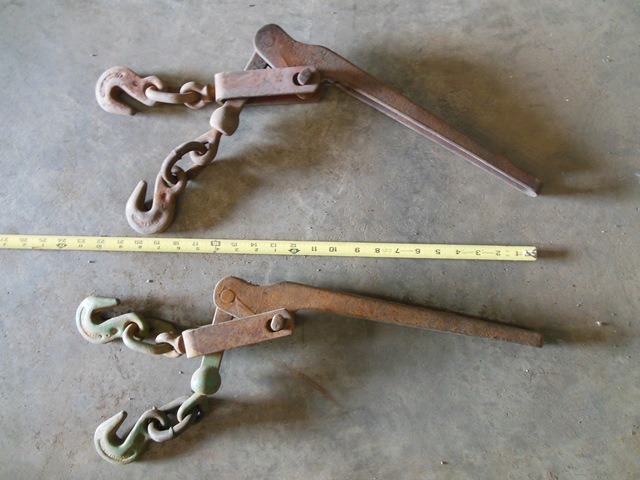 lot 86 image: Two Chain Binders