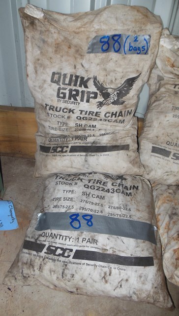 lot 88 image: Two Pairs of Quik Grip Truck Tire Chains by Security Chain Co