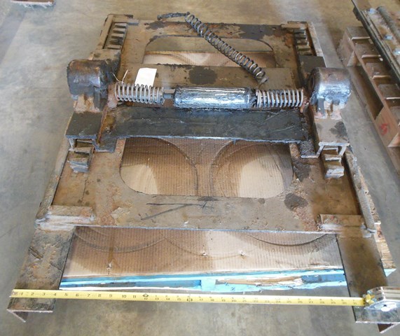 lot 89 image: Fifth Wheel Slider Assembly with Frame Mounting Brackets