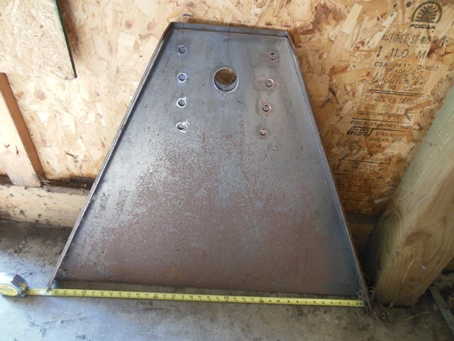 lot 95 image: Pair of A Frame Mounting Brackets  Landing Gear
