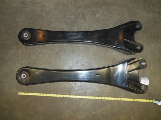 lot 109 image: FOMOCO Ford Super Duty Radius Arms