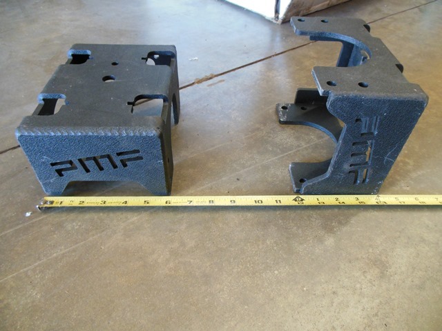 lot 115 image: Suspension Brackets