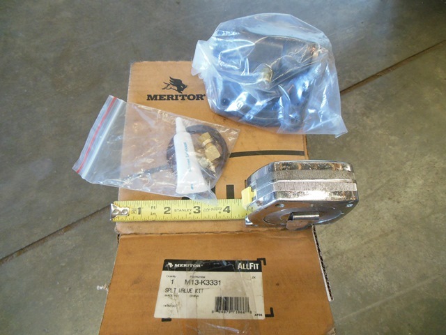 lot 116 image: Split Valve Kit