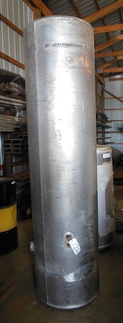 lot 126 image: Aluminum Fuel Tank - Used