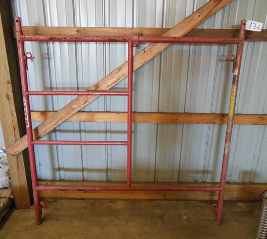 lot 136 image: One Piece of WACO Scaffolding