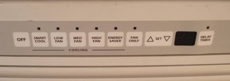 lot 4 image: Amana Quit Zone 10,000 BTU Window Air Conditioner (please see video)