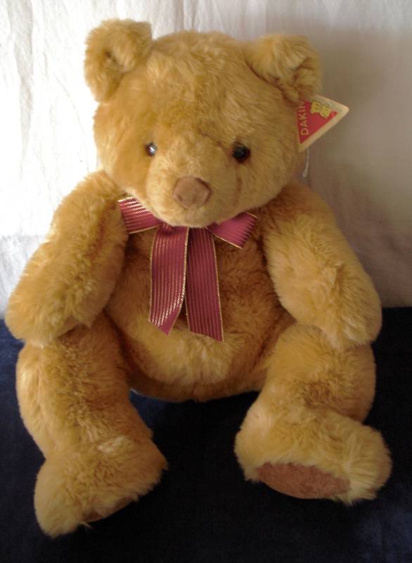 lot 14 image: (Set of 4) Collectable Teddy Bears Bears