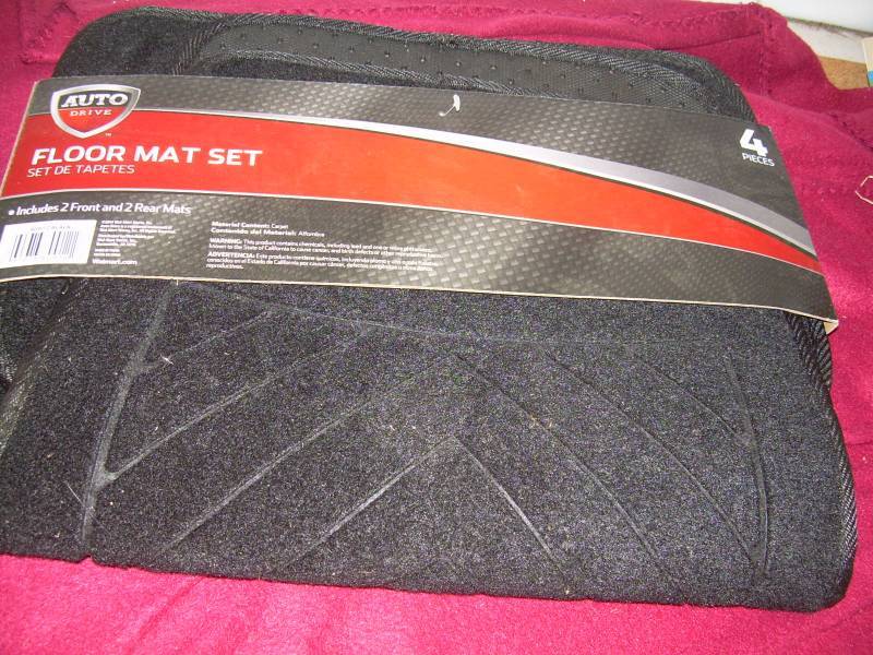 AUTO DRIVE 4 PIECE PLACE MATT SET